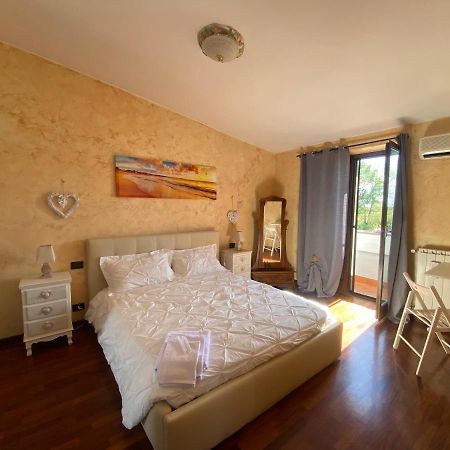 フィウミチーノ I 4 Mori Bed & Breakfast エクステリア 写真